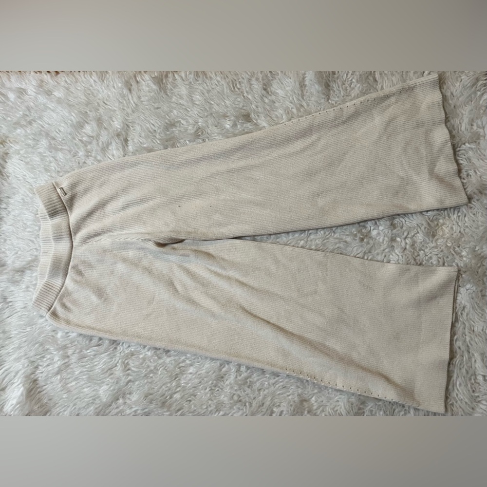 Armani Exchange Off-White Ribbed Knit